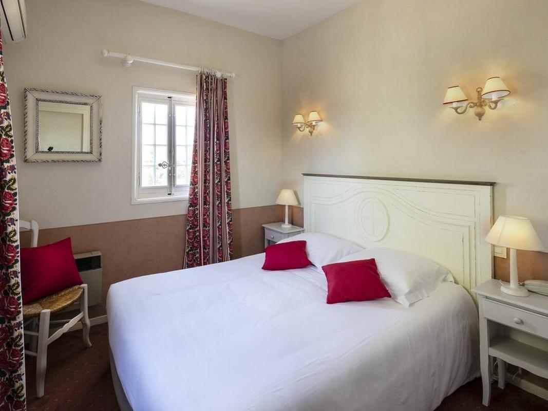Demeures Et Chateaux Hotel L'Hermitage Pernes-les-Fontaines Ngoại thất bức ảnh