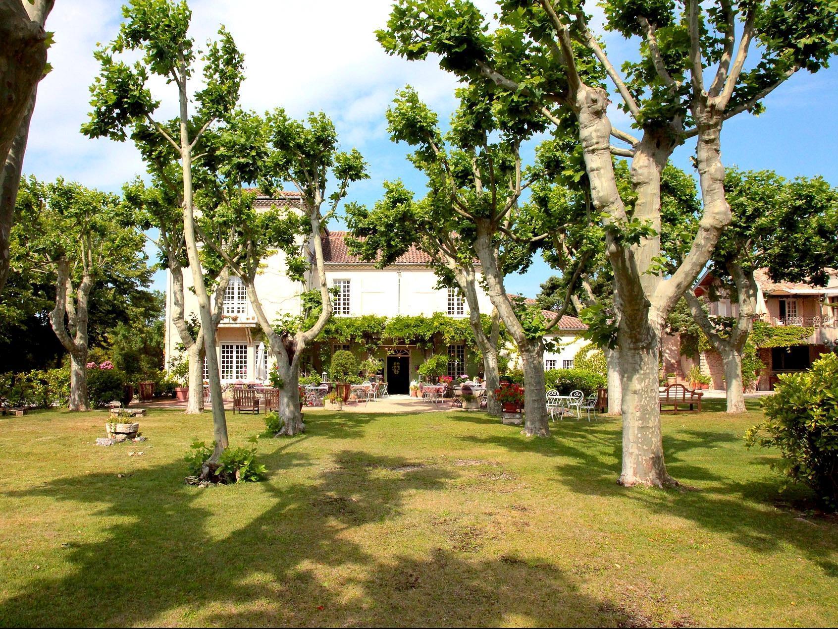 Demeures Et Chateaux Hotel L'Hermitage Pernes-les-Fontaines Ngoại thất bức ảnh