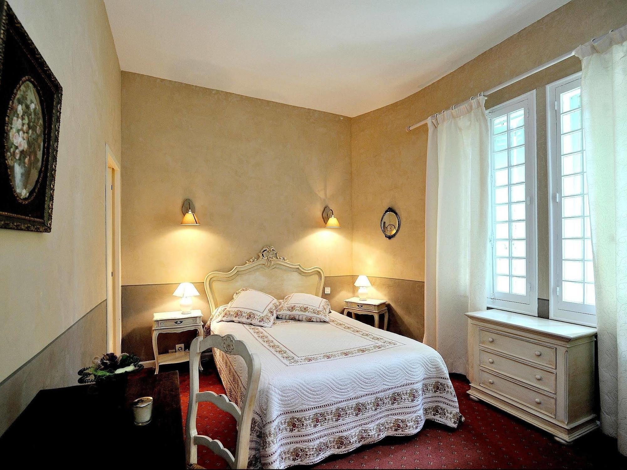 Demeures Et Chateaux Hotel L'Hermitage Pernes-les-Fontaines Ngoại thất bức ảnh