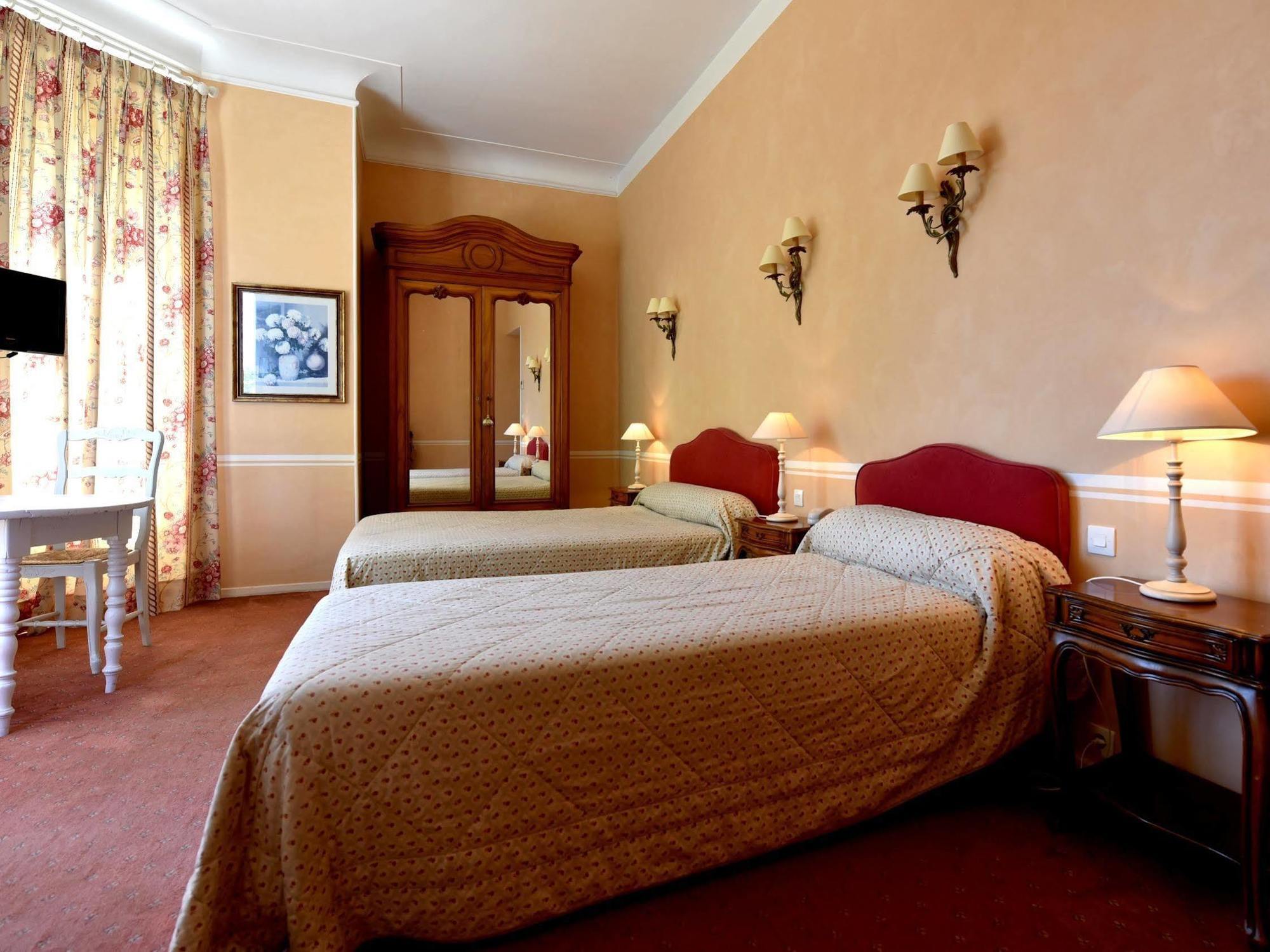 Demeures Et Chateaux Hotel L'Hermitage Pernes-les-Fontaines Ngoại thất bức ảnh